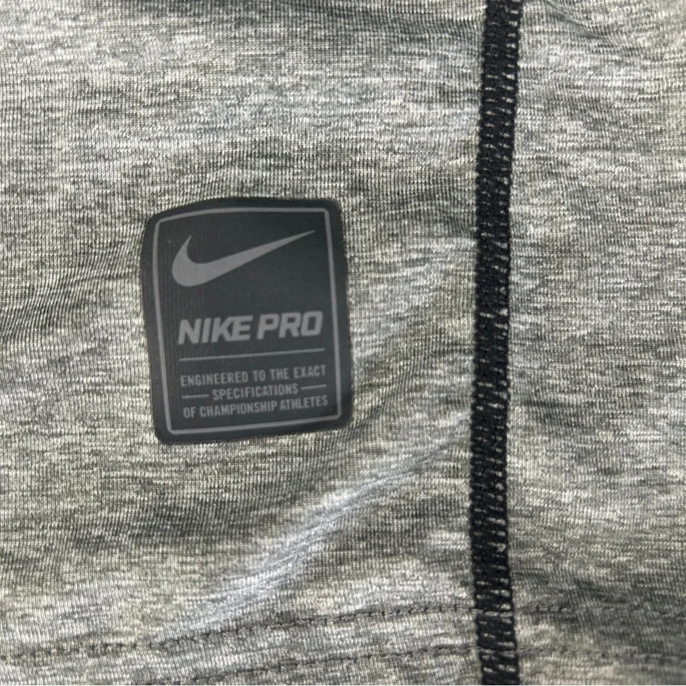Nike Pro Fitted Short Sleeve Gray Shirt - Men's Small!